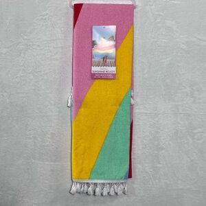 Packed Party beach towel 35x70in NWT